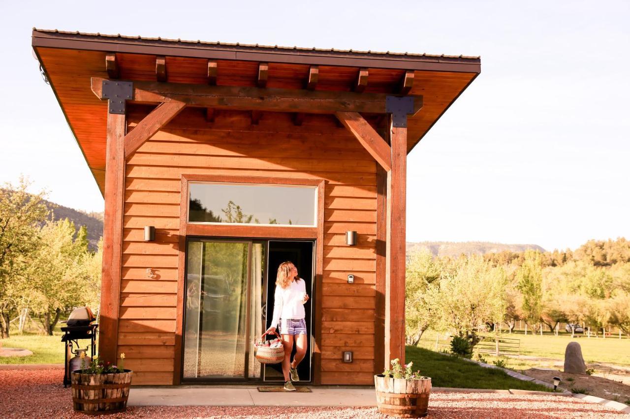Apple Hollow Cabins Glendale Exterior photo